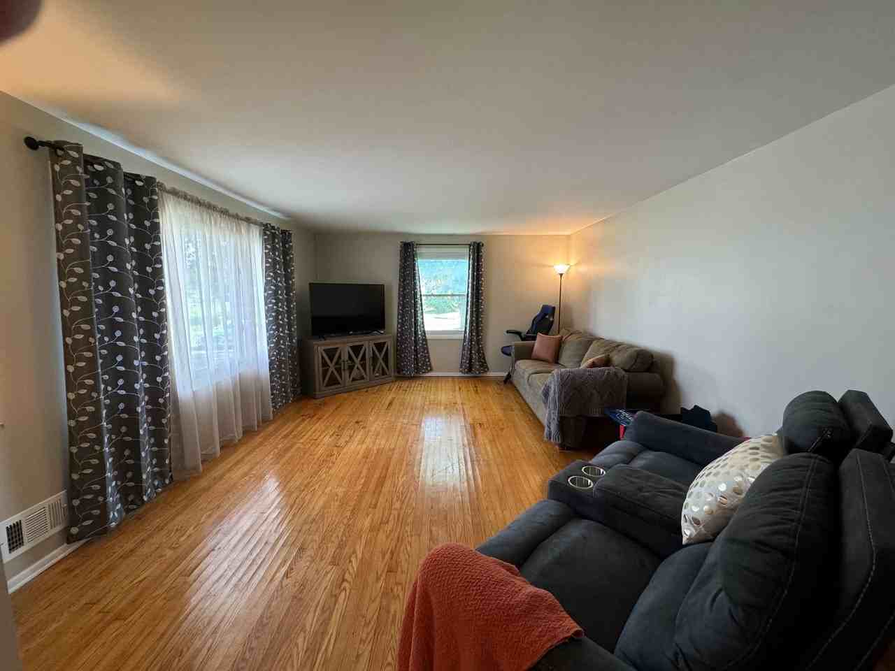 192 Red Lion Rd - Photo 2 of 18