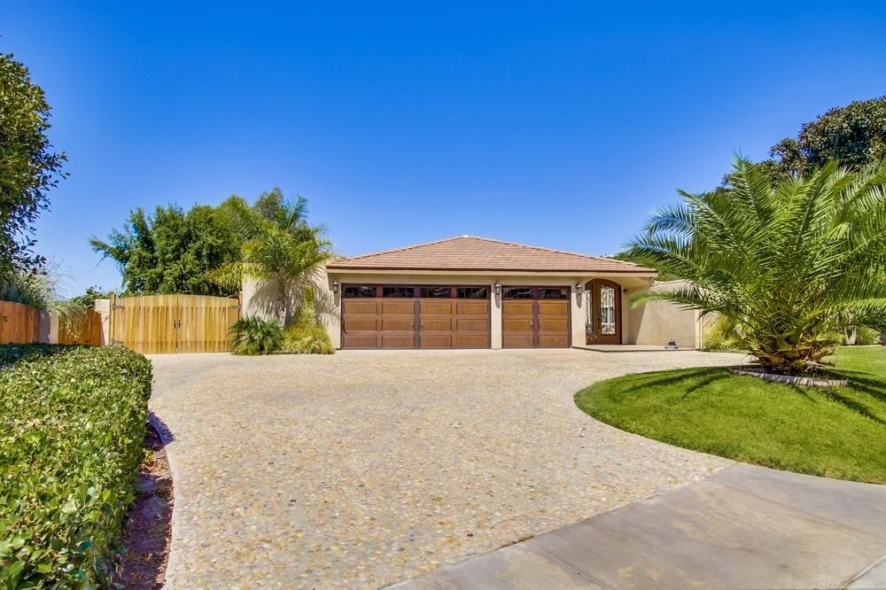 7734 Hidden Valley Ct - Photo 2 of 25