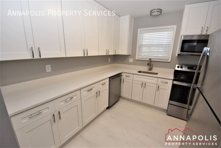 424 Holly Dr - Photo 2 of 35
