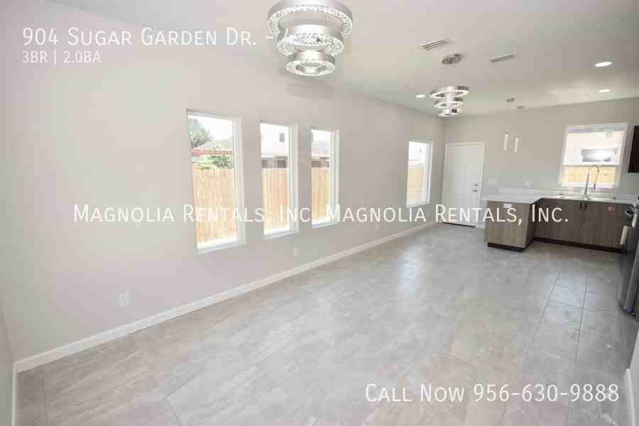 904 Sugar Garden Ave #4 - Photo 4 of 17