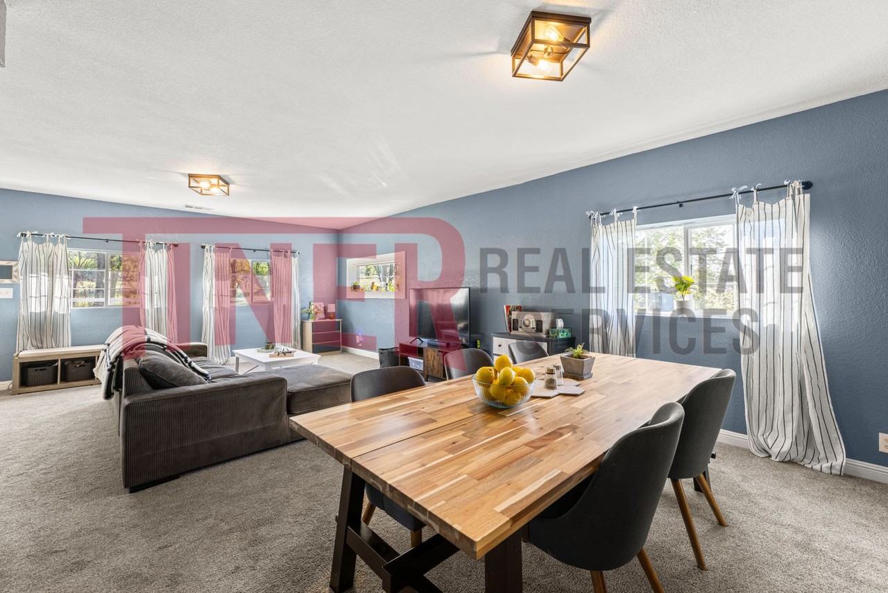 7580 Latrobe Rd - Photo 3 of 41