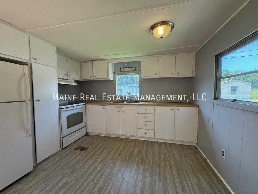 19 Park Dr - Photo 3 of 7