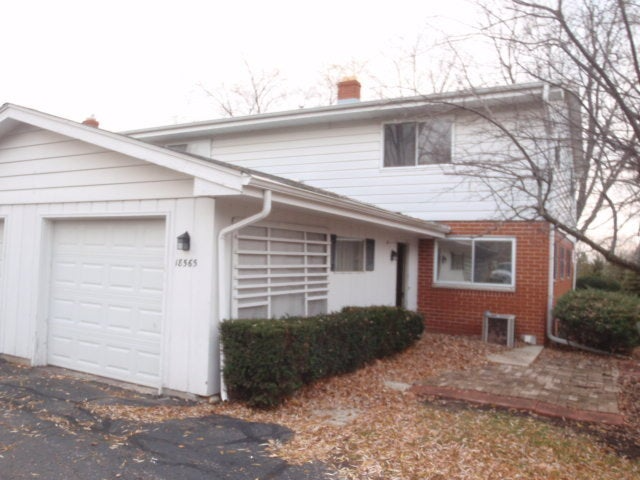 18565 Kamala Ct - Photo 3 of 10