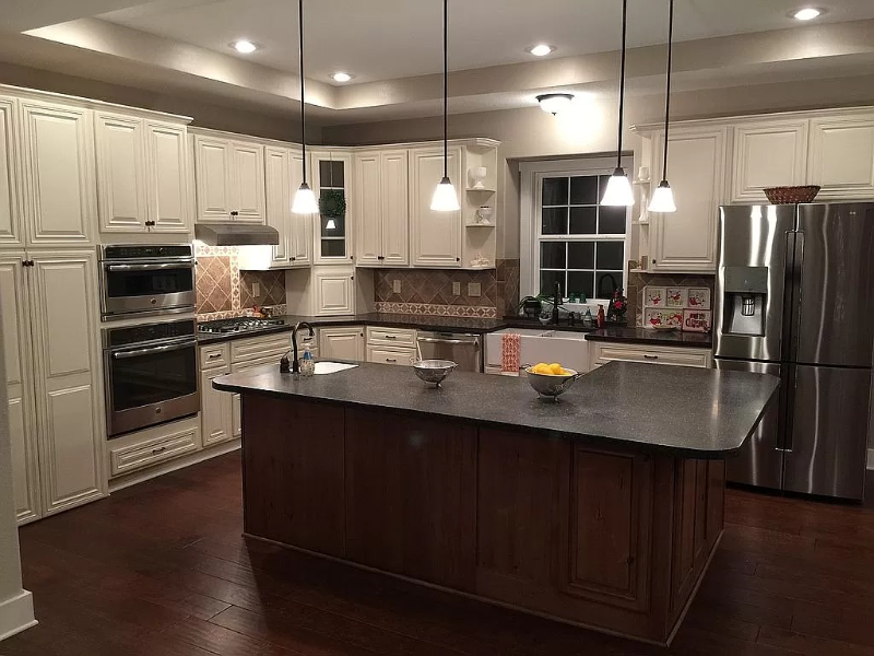 105 Sunset Dr - Photo 2 of 20