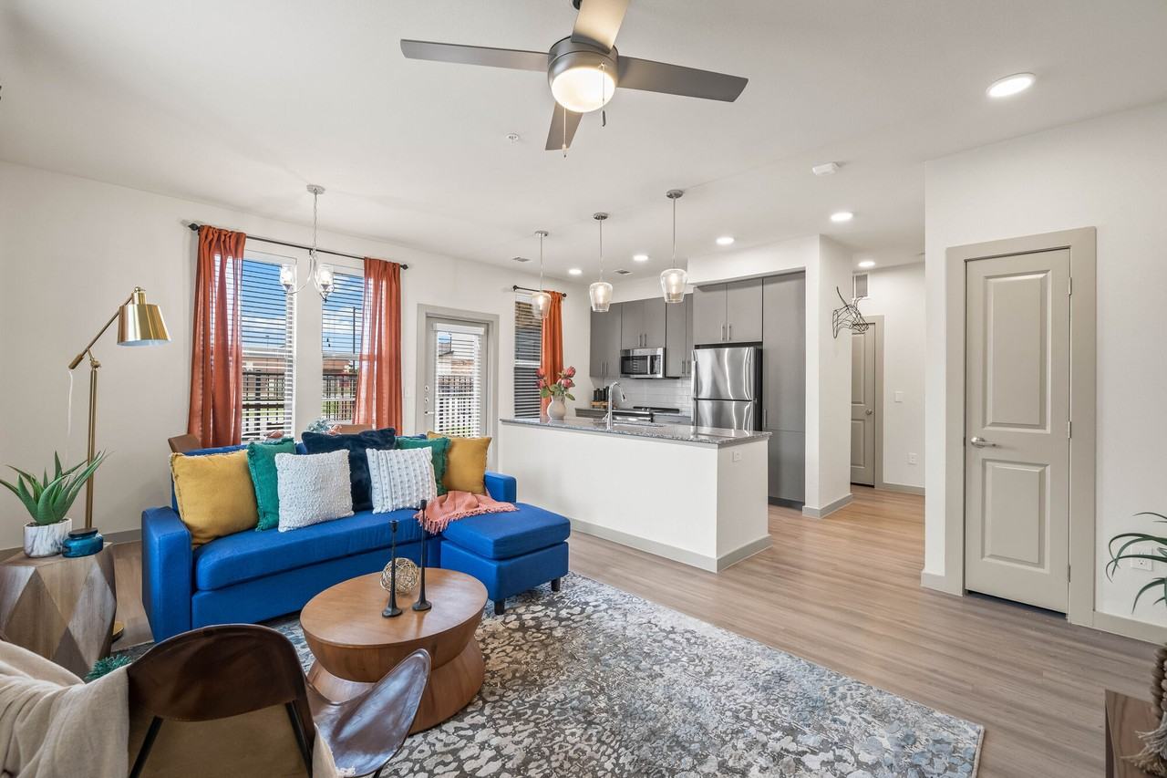 La Ventana at Canyon West - Photo 4 of 46