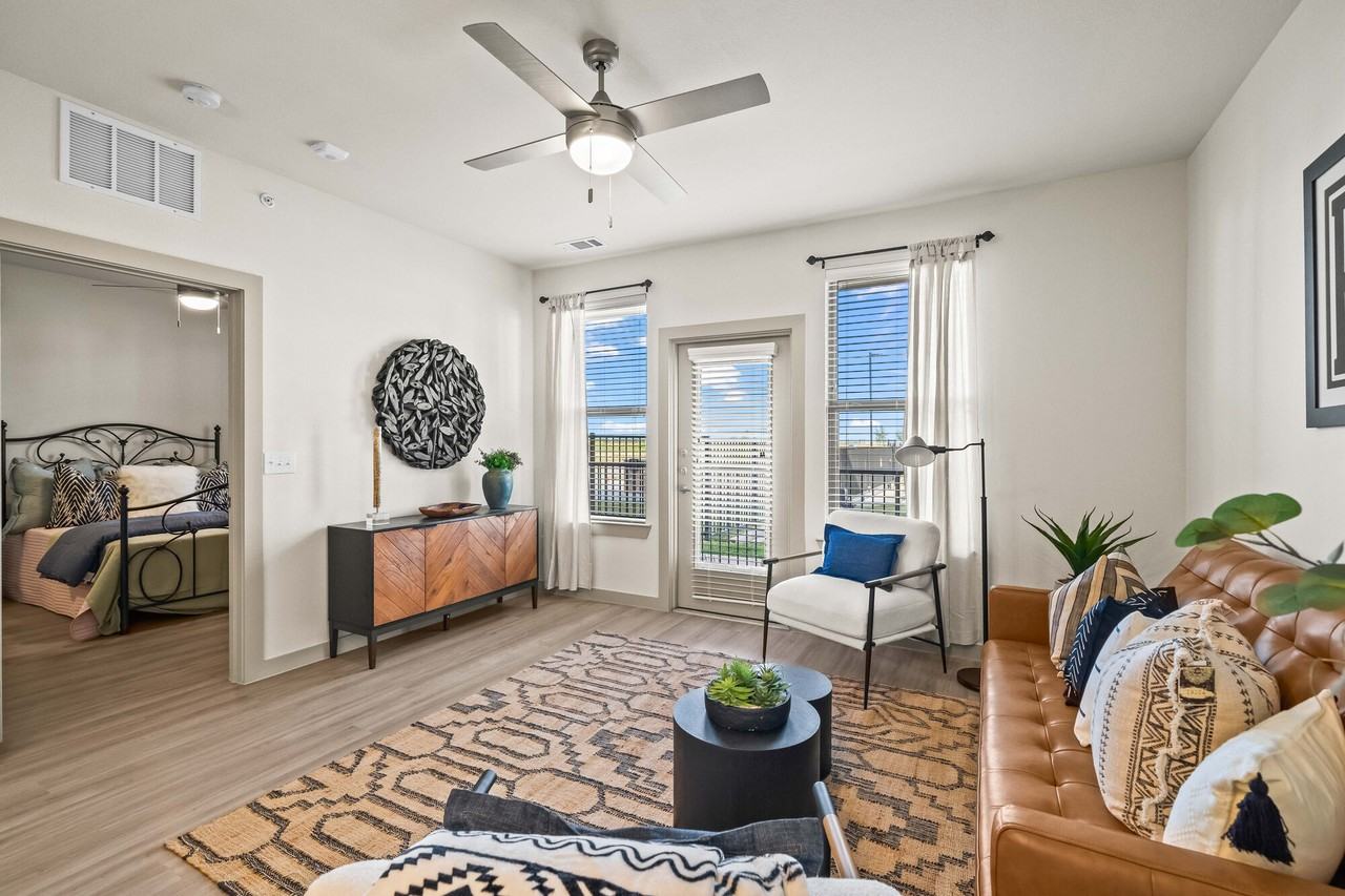 La Ventana at Canyon West - Photo 6 of 46