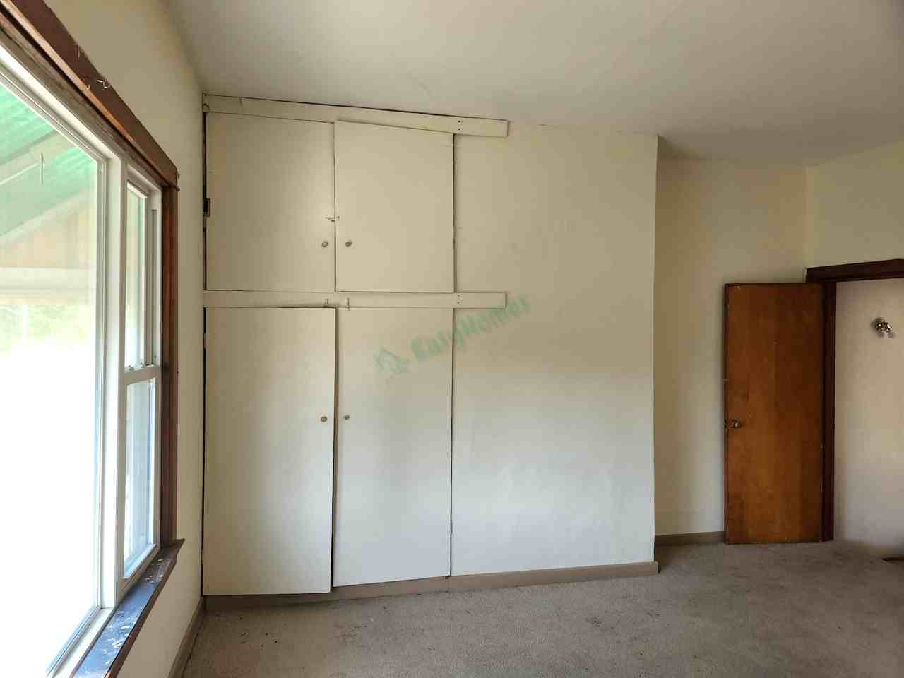 145 Virginia Street - Photo 6 of 10