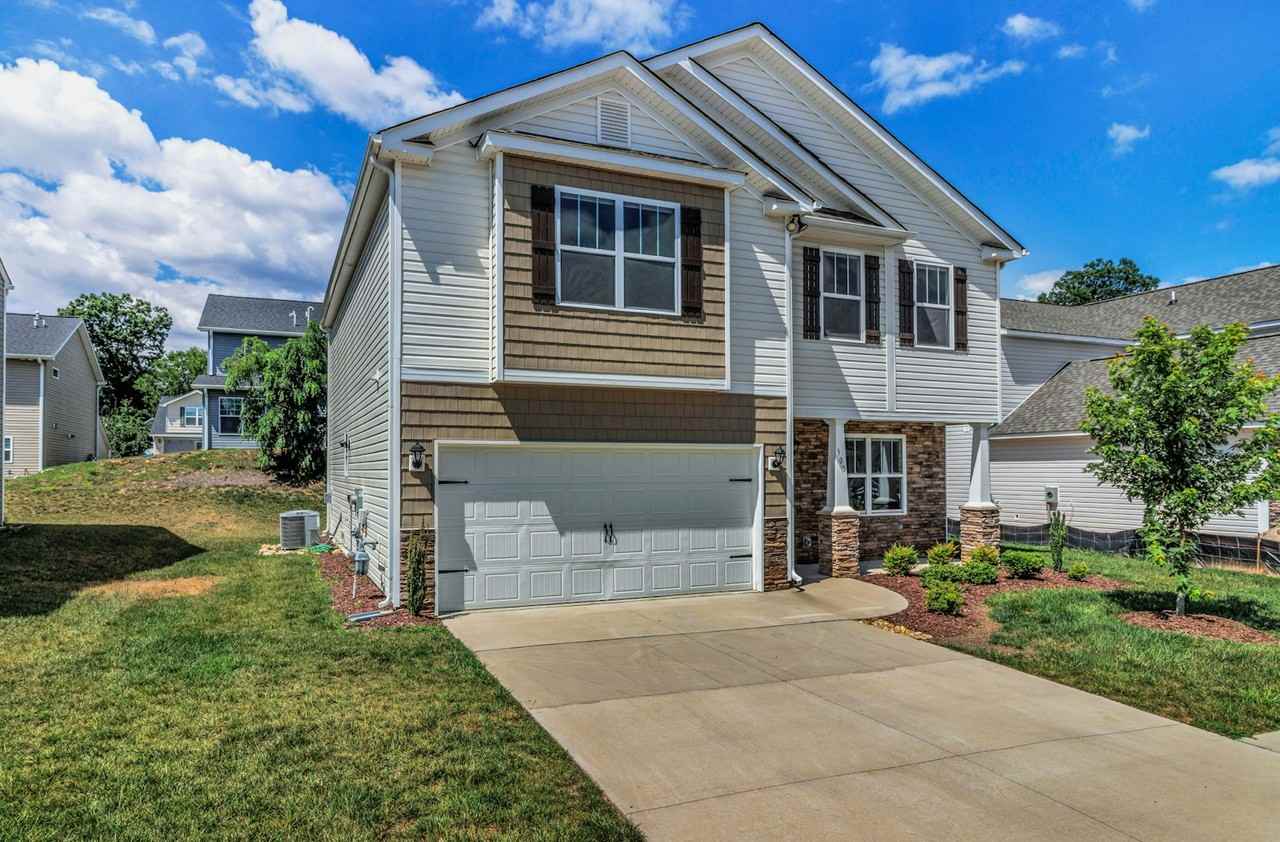 305 Woodnettle Lane - Photo 3 of 40