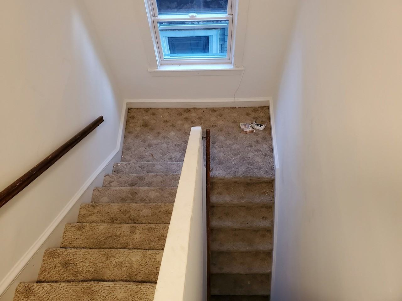 1 South Raleigh Avenue, Unit Apartment 4 - Photo 3 of 21