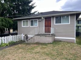 featured image of 3109 Ne 133rd St