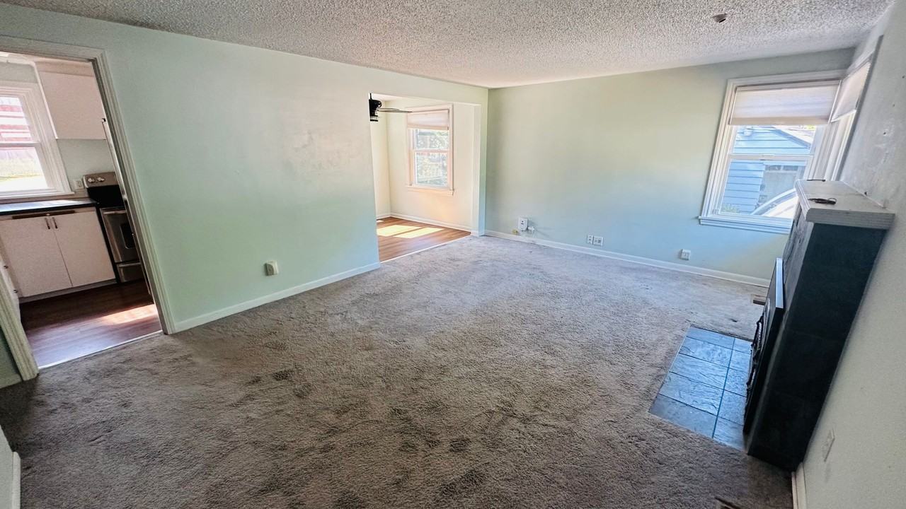 11443 71st Pl S - Photo 2 of 18