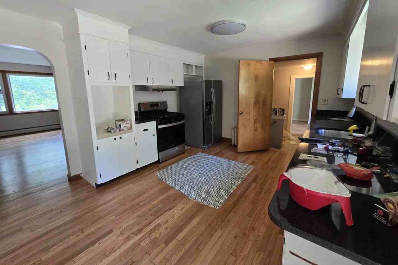 10 Richards Dr - Photo 2 of 12