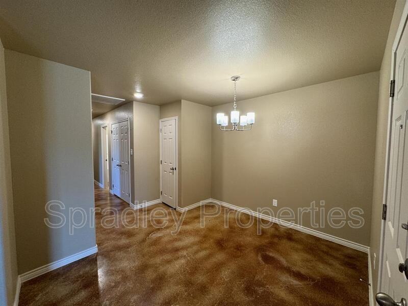 1651 Sabine Rd - Photo 5 of 11