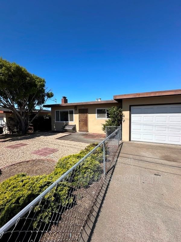 1759 Granada St - Photo 2 of 22
