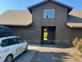 354 Ne Penn Ave #3 - Photo 1 of 1