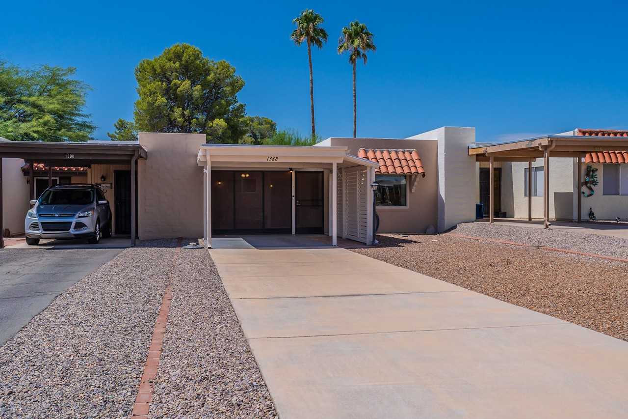 1388 S Desert Meadows Cir - Photo 3 of 50