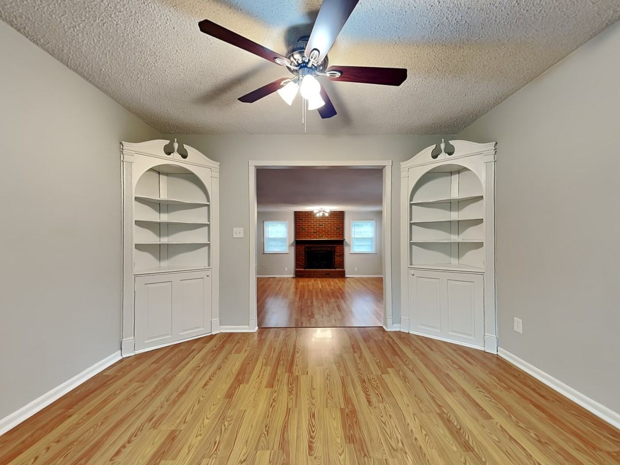 1815 Ne 55th St - Photo 3 of 19