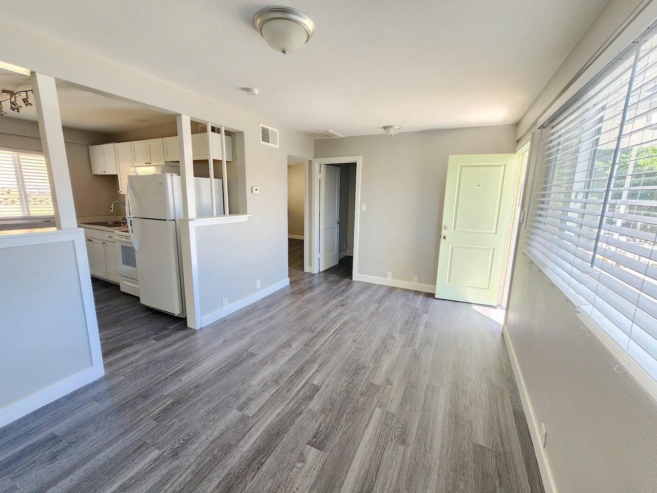 221 S 10Th St - Photo 2 of 17