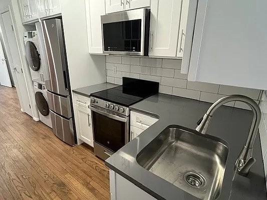 E 75th St #J - Photo 6 of 6