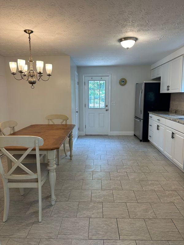 14 Cedar Ln - Photo 3 of 25