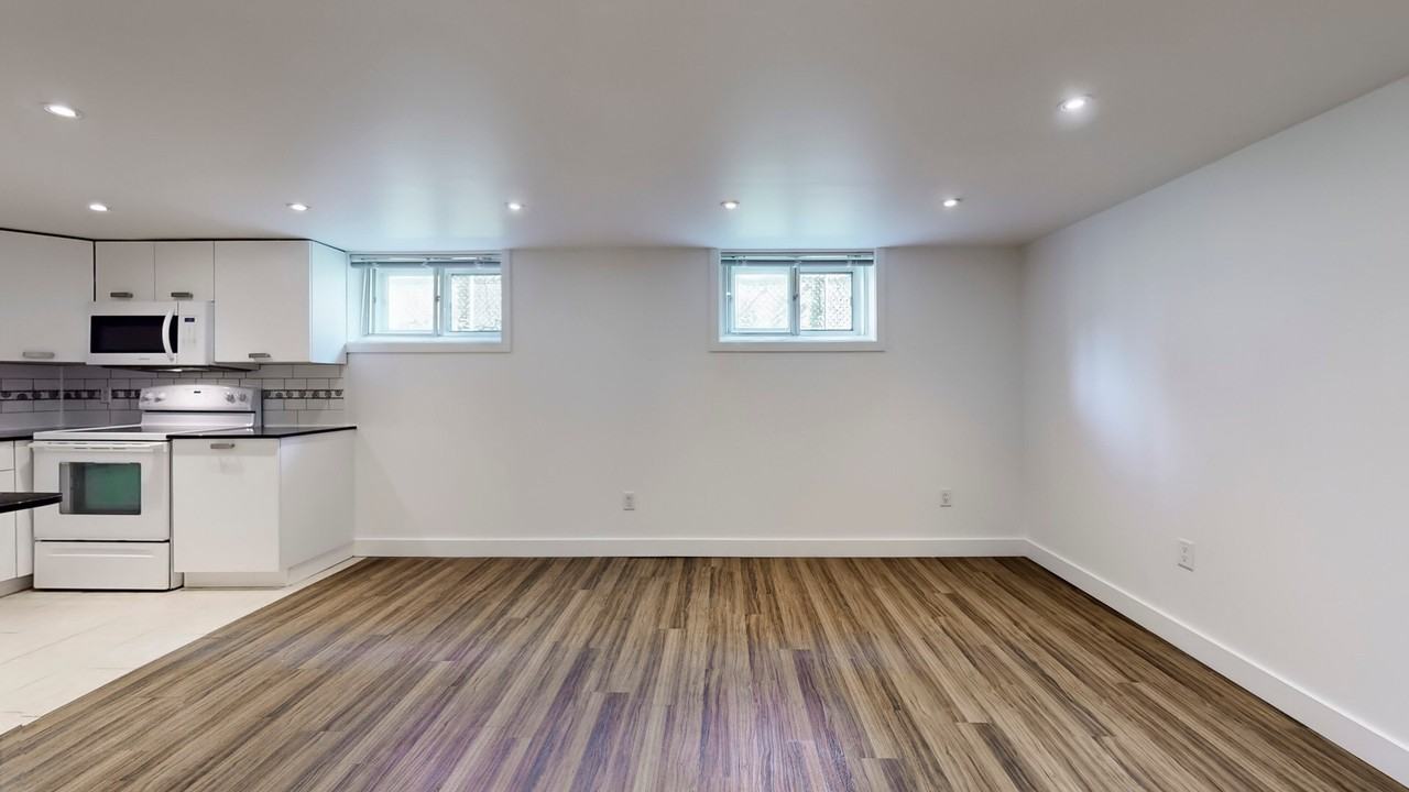 341 Dawes Rd - Photo 3 of 12
