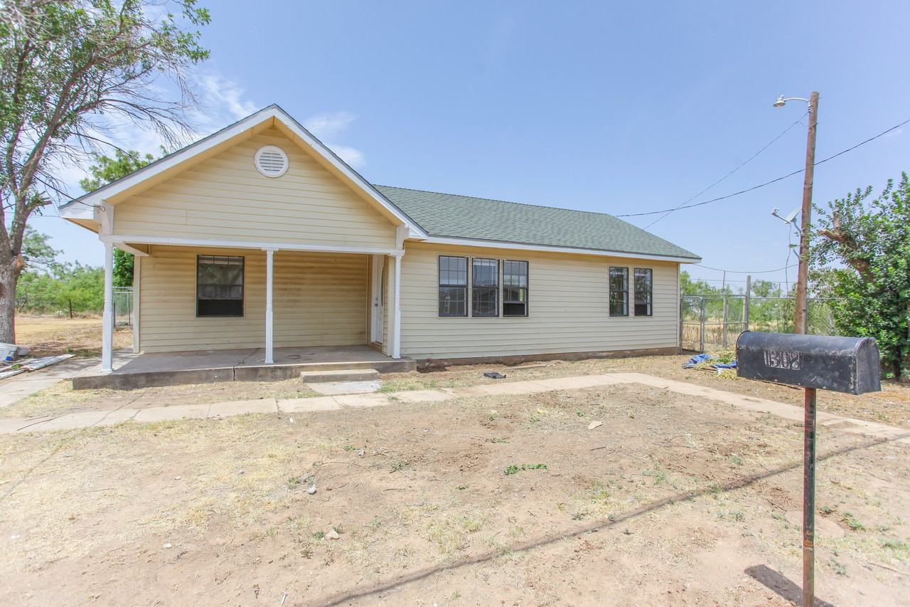 1308 Mesquite Street - Photo 2 of 15