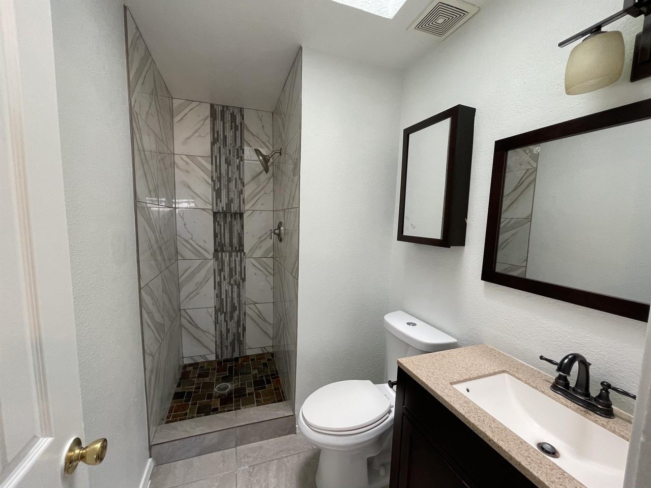 11815 David Forti Dr - Photo 3 of 37