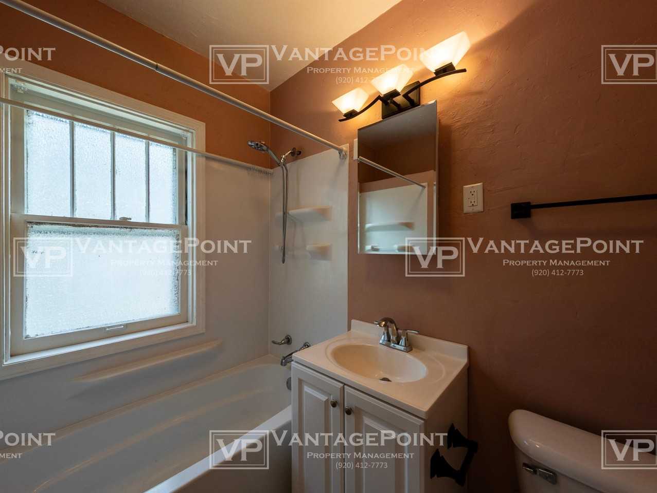 315 N Greenwood Ave - Photo 2 of 11