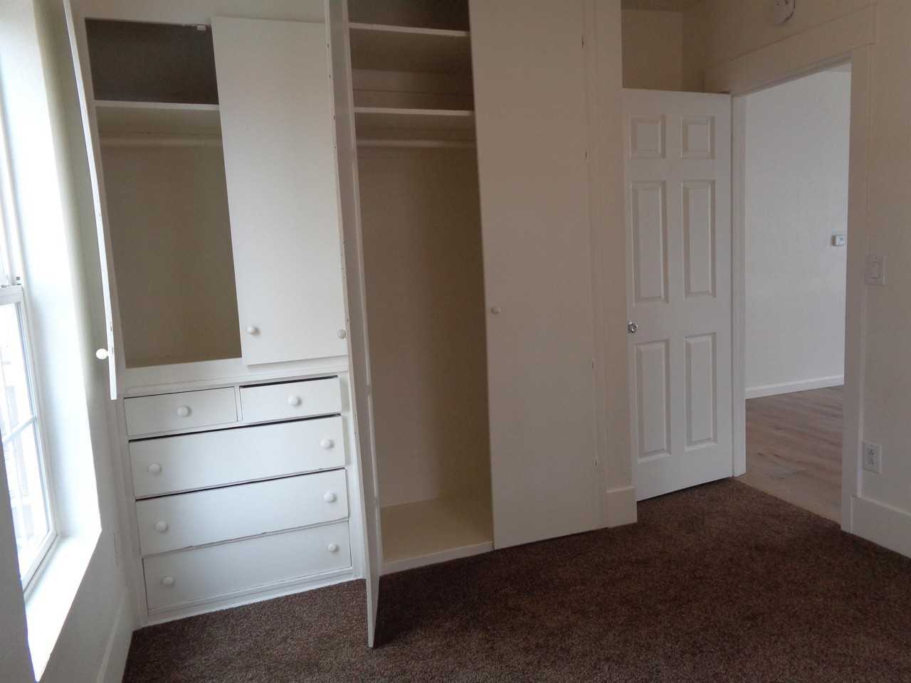 1596 Mhh18 #1 - Photo 3 of 42