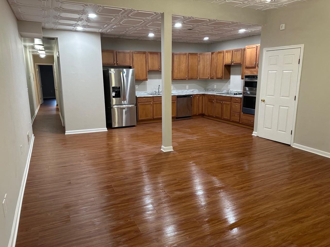 222 N Liberty St #3 - Photo 5 of 23