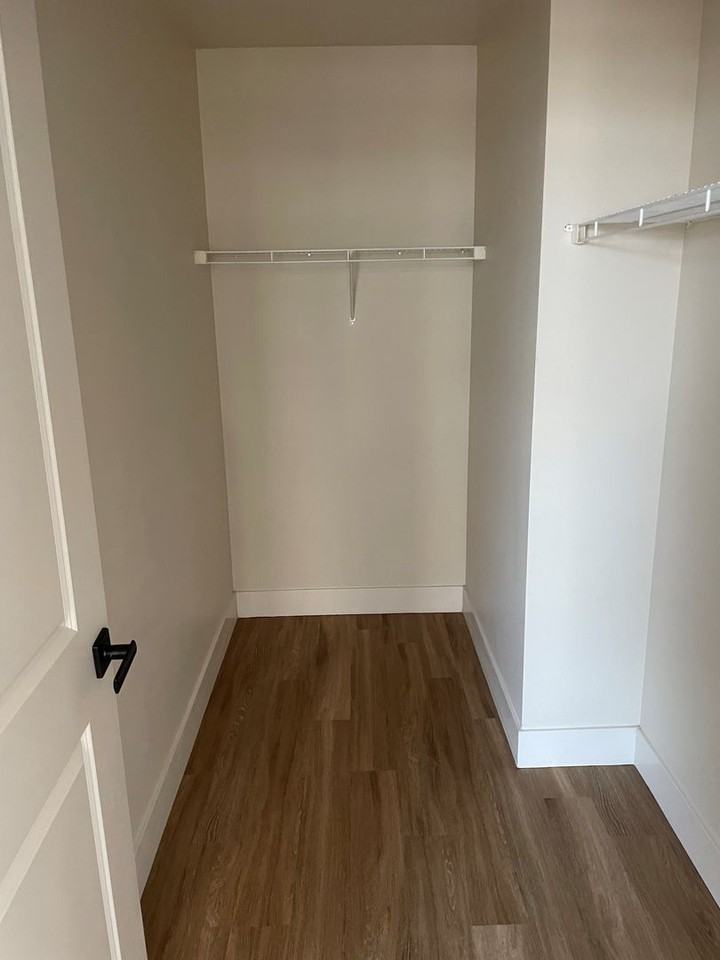 333 Penn Apartments - Photo 6 of 15