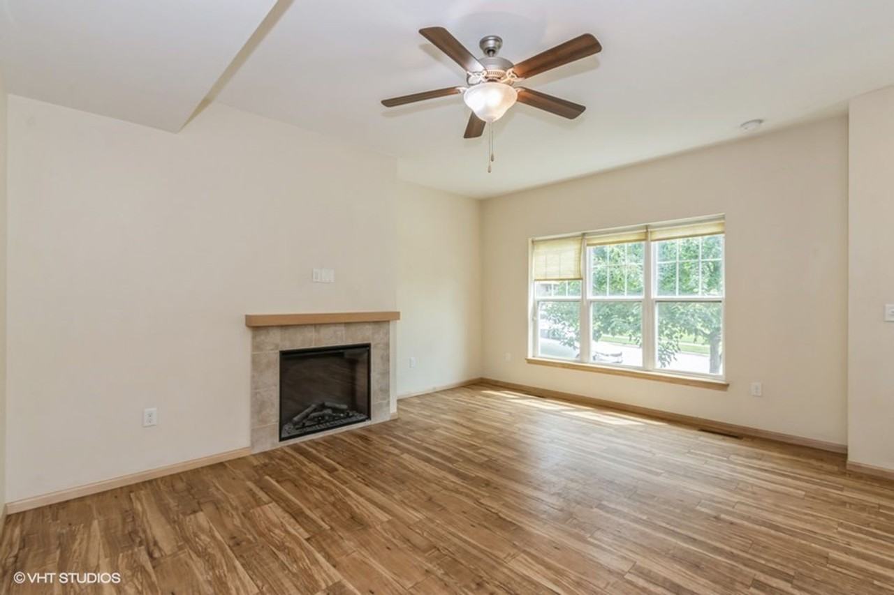 901 Scott Park Dr - Photo 5 of 27