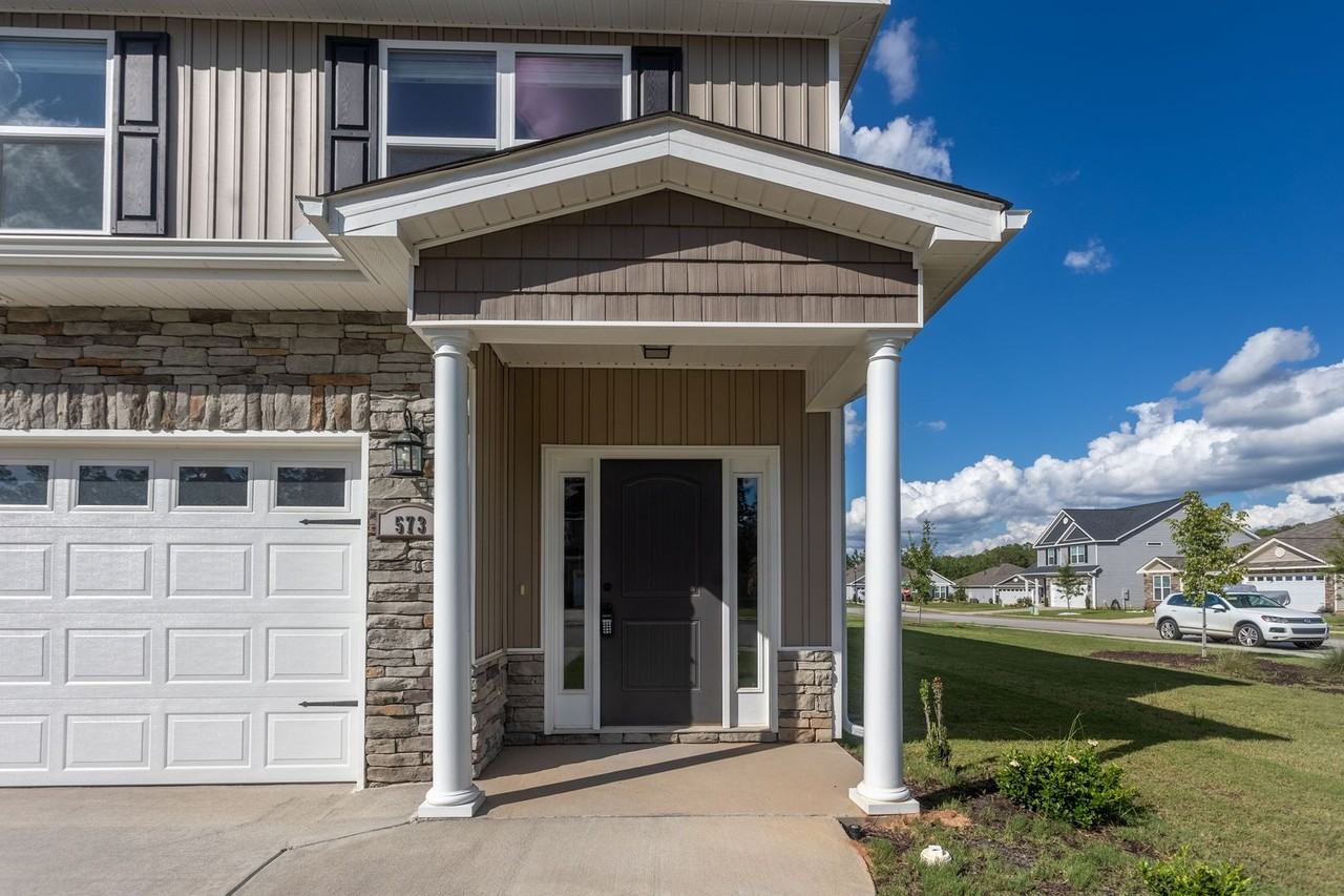 573 Schaver Loop - Photo 2 of 29