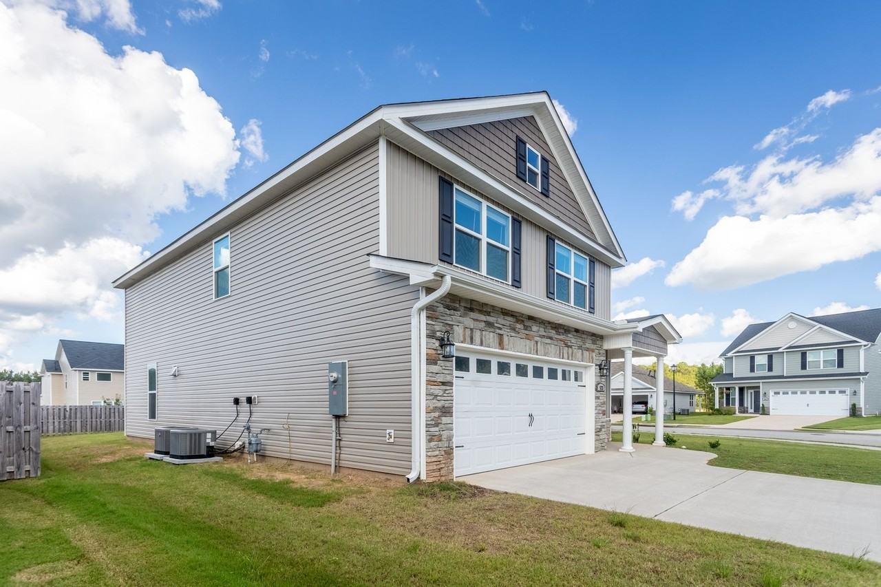 573 Schaver Loop - Photo 7 of 29