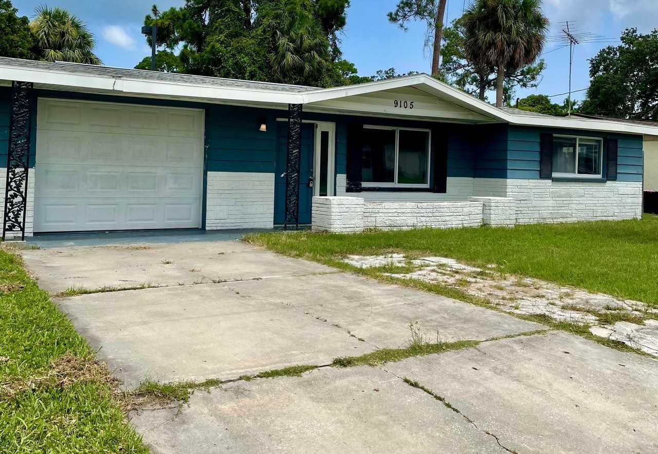 9105 Pegasus Ave - Photo 2 of 14