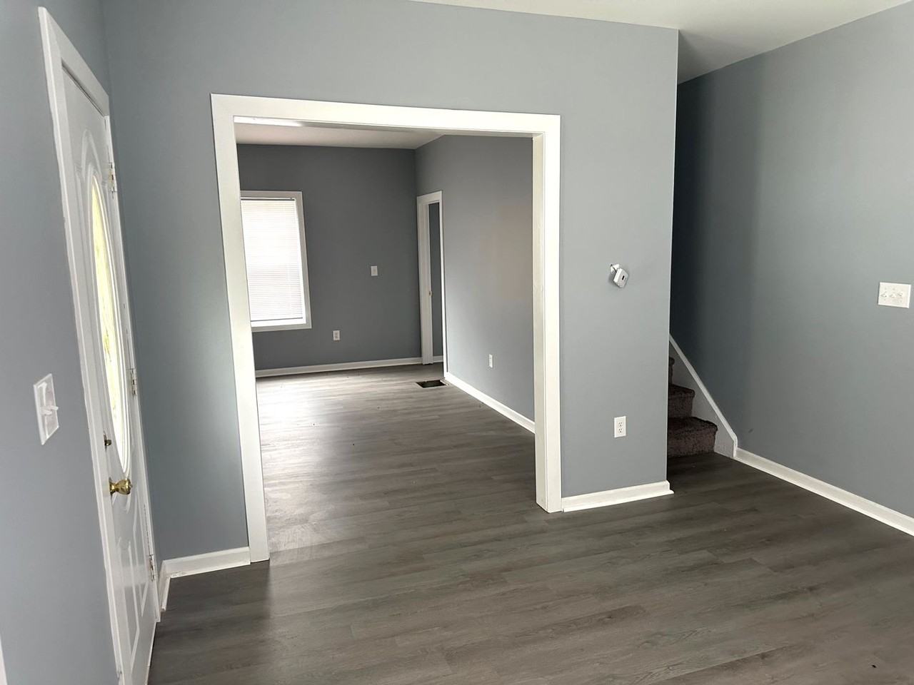 175 Elizabeth St - Photo 2 of 15