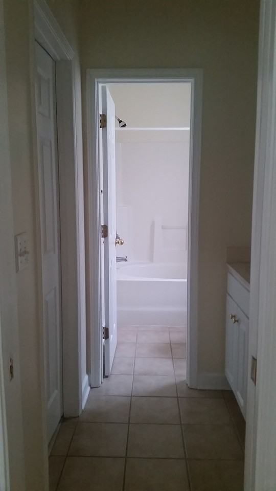 108 Azalea Dr - Photo 6 of 9
