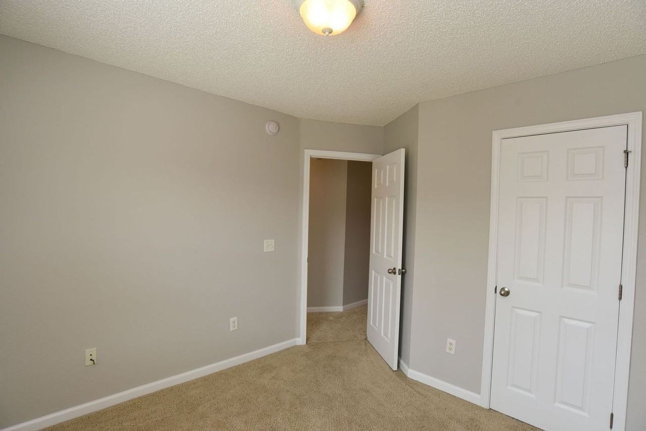 1020 Canyon Oak Loop - Photo 3 of 16