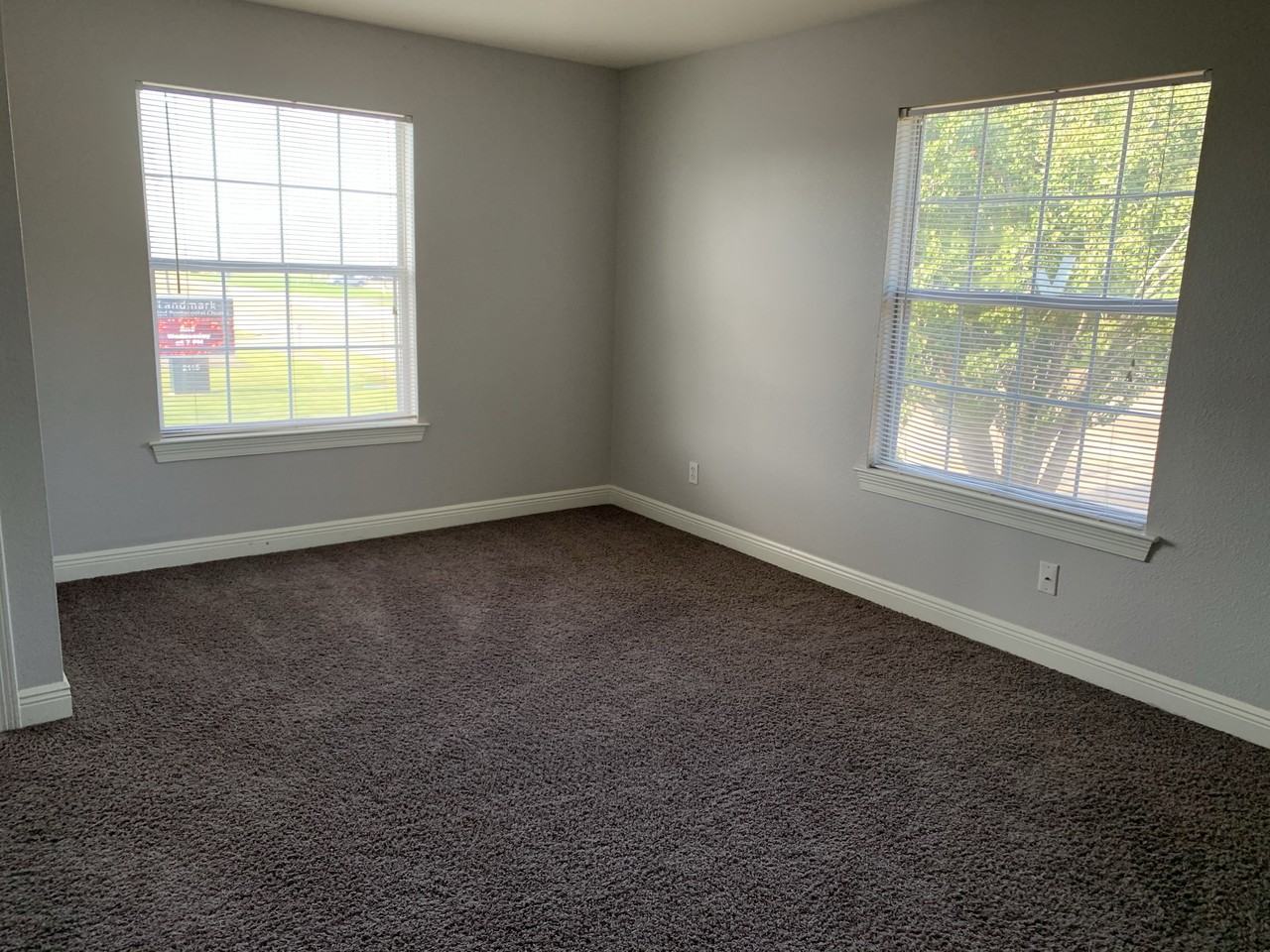 Heritage Oaks Town Homes - Photo 3 of 12