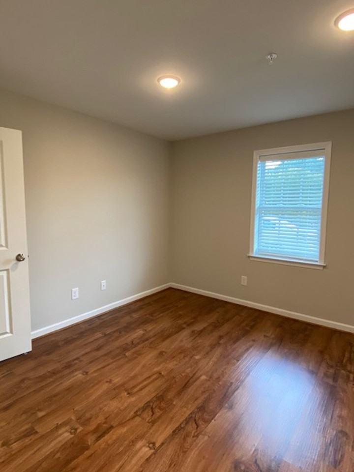 2000 Sapphire Road - Photo 4 of 41