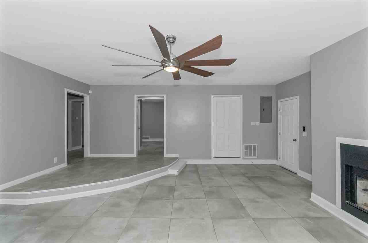 4585 Danforth Rd Sw - Photo 2 of 44