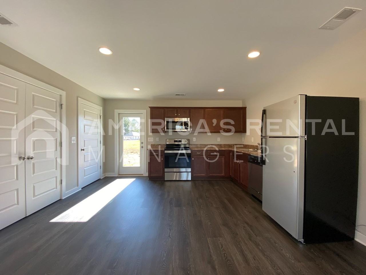 2725 Allison Mill Rd - Photo 3 of 29