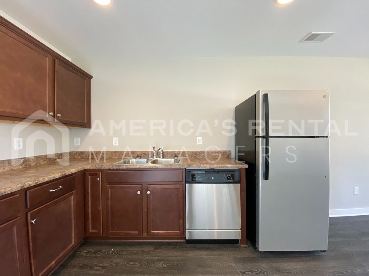 2725 Allison Mill Rd - Photo 5 of 29