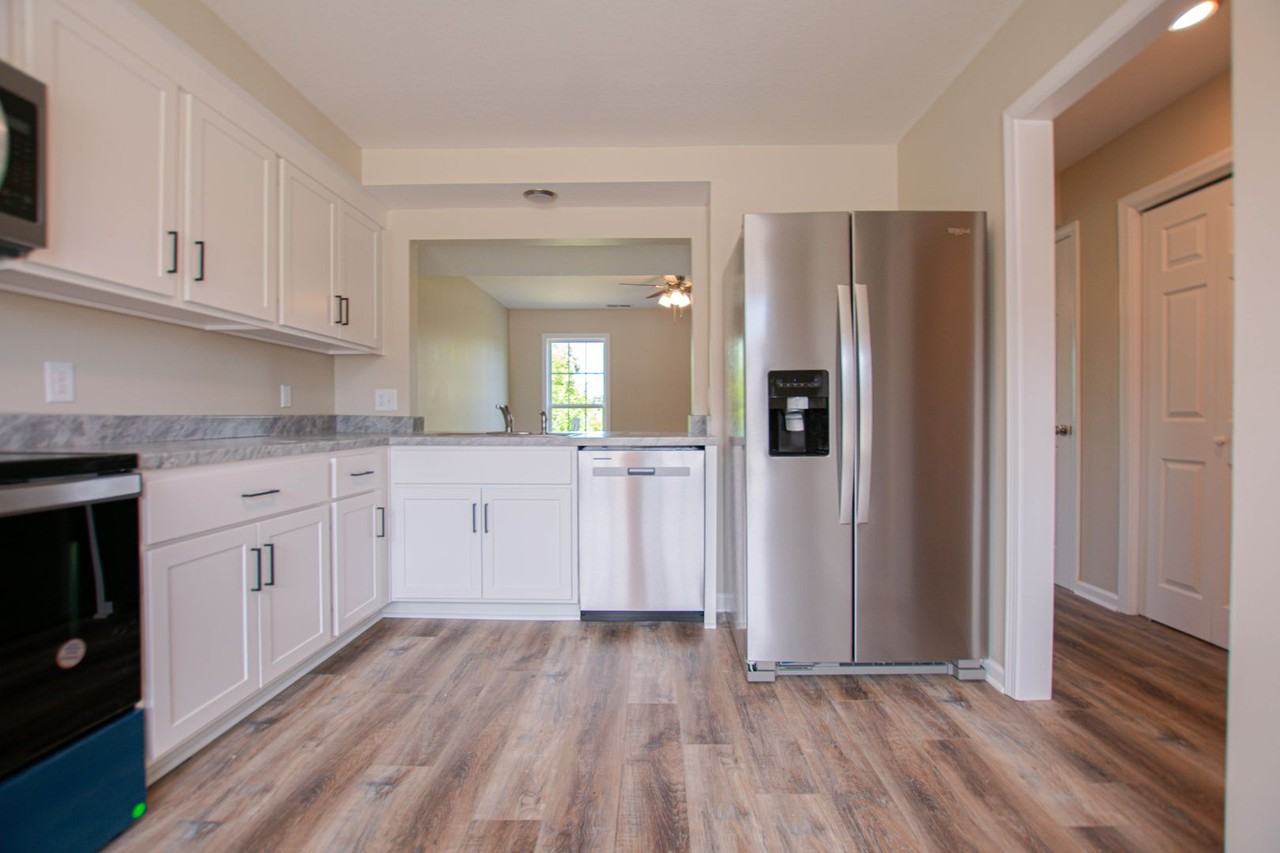 2066 Tynewood Dr - Photo 6 of 15
