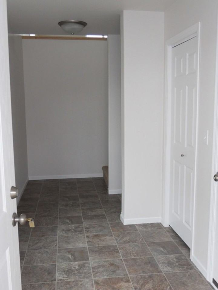 6233 55th Ave S - Photo 2 of 7