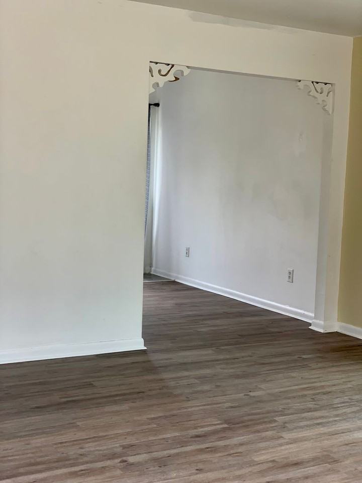 300 N 15th St - Photo 6 of 27
