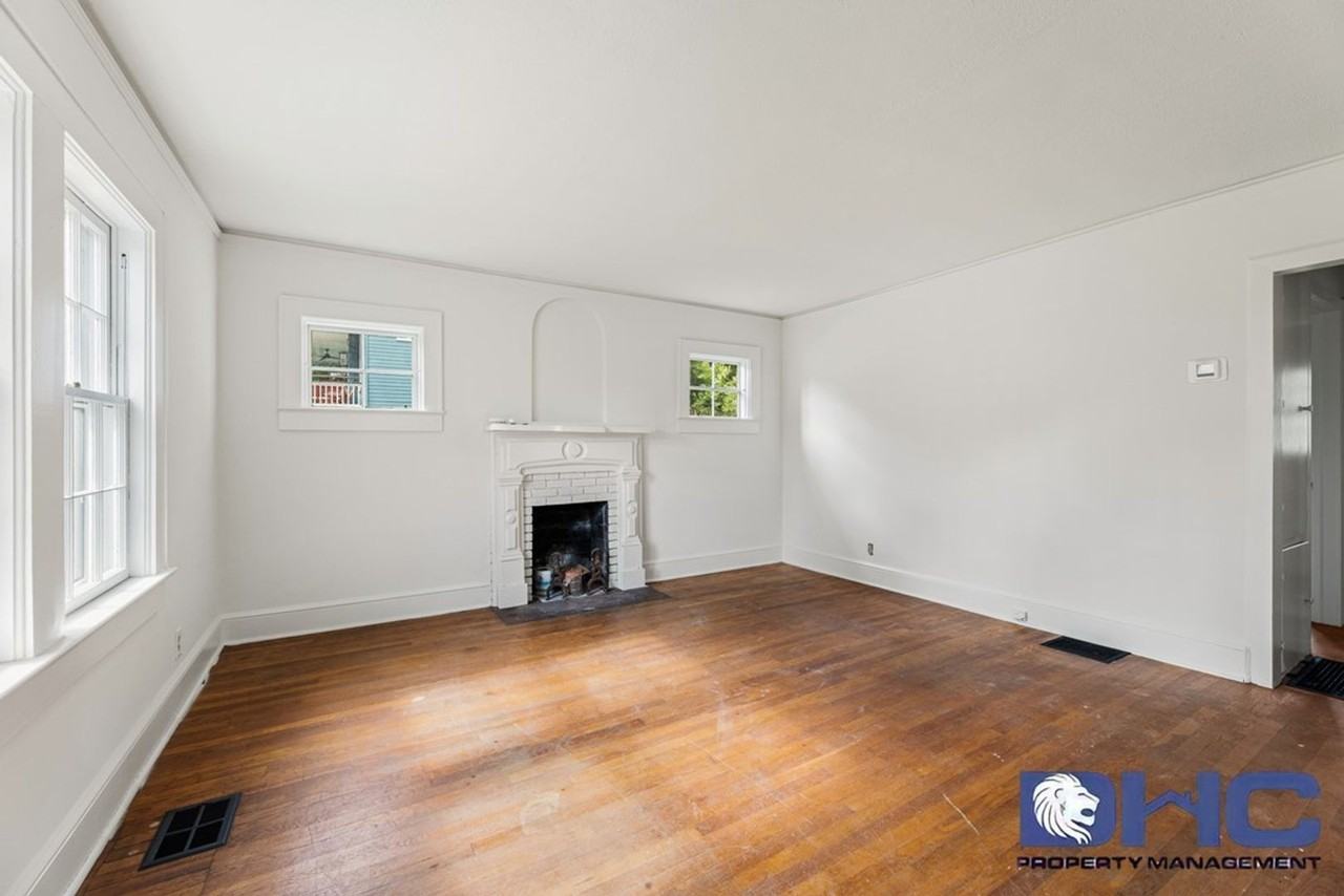 542 Oakdale Rd Ne - Photo 2 of 10