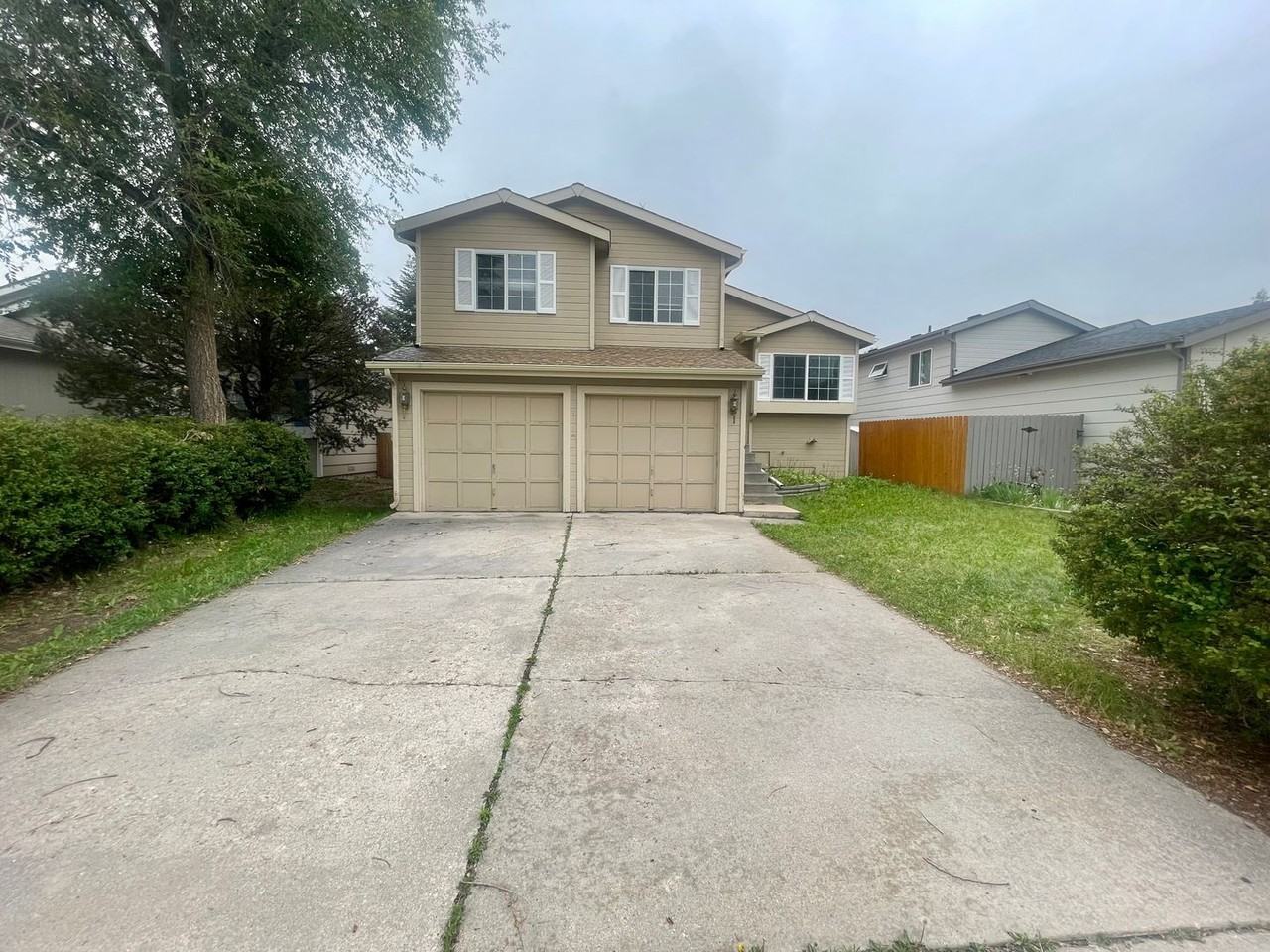 3615 Hazelwood Ct - Photo 2 of 25