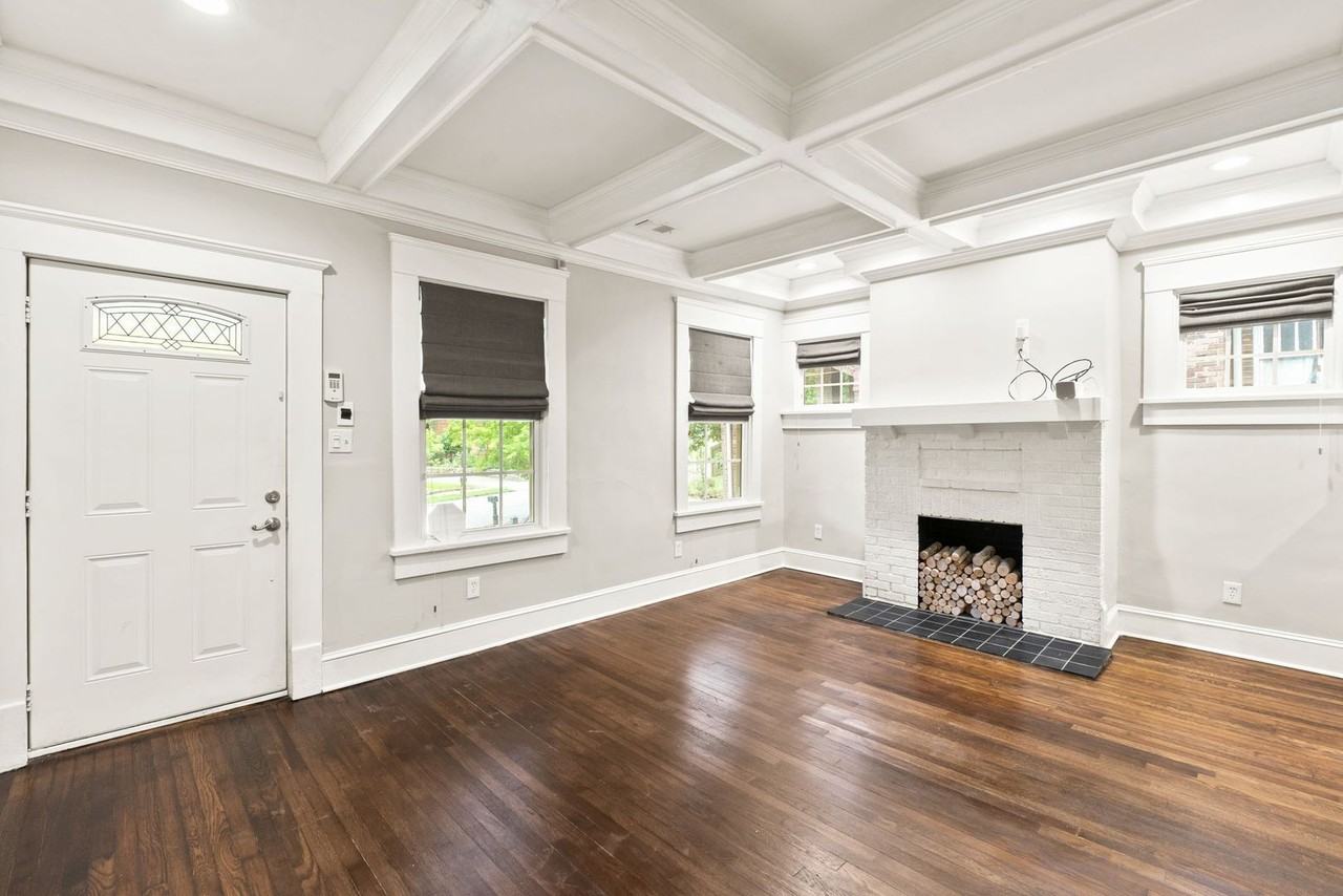 1494 Westwood Ave Sw - Photo 2 of 29