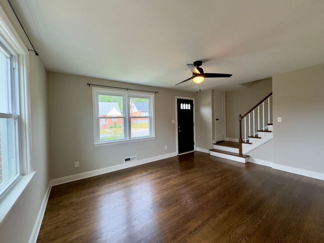 205 Sipple Ave - Photo 2 of 27